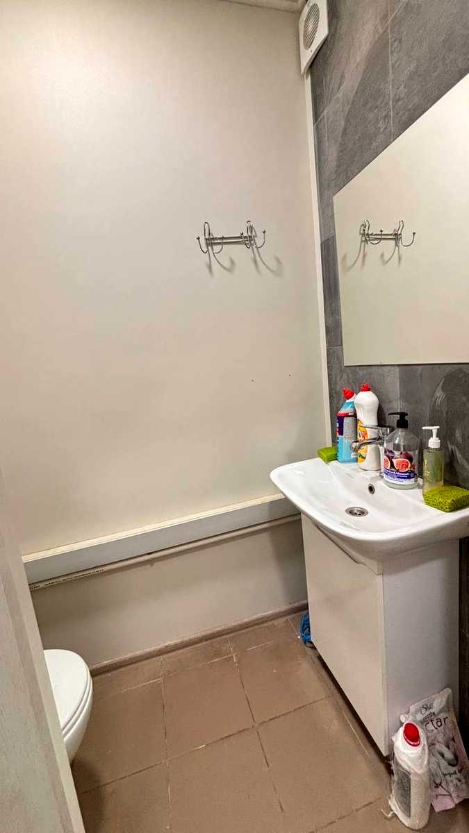 1876575966731893
