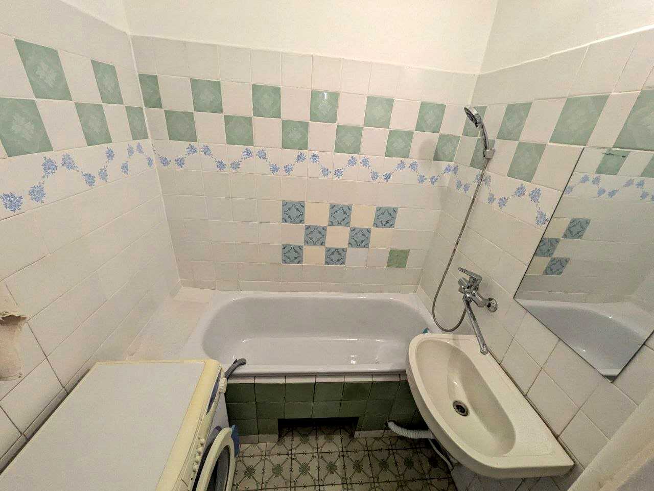 1876576580637568