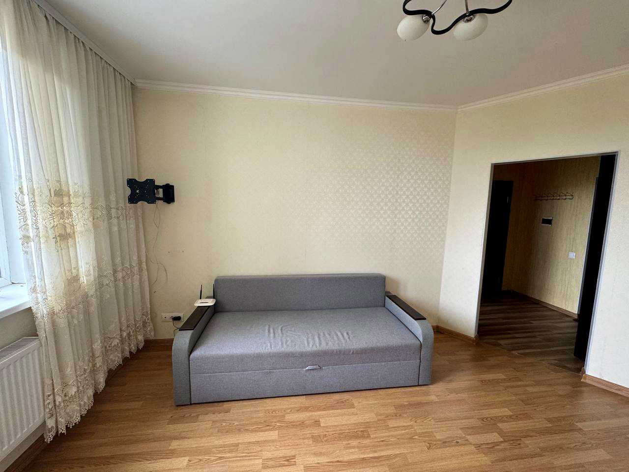 1876576690153976