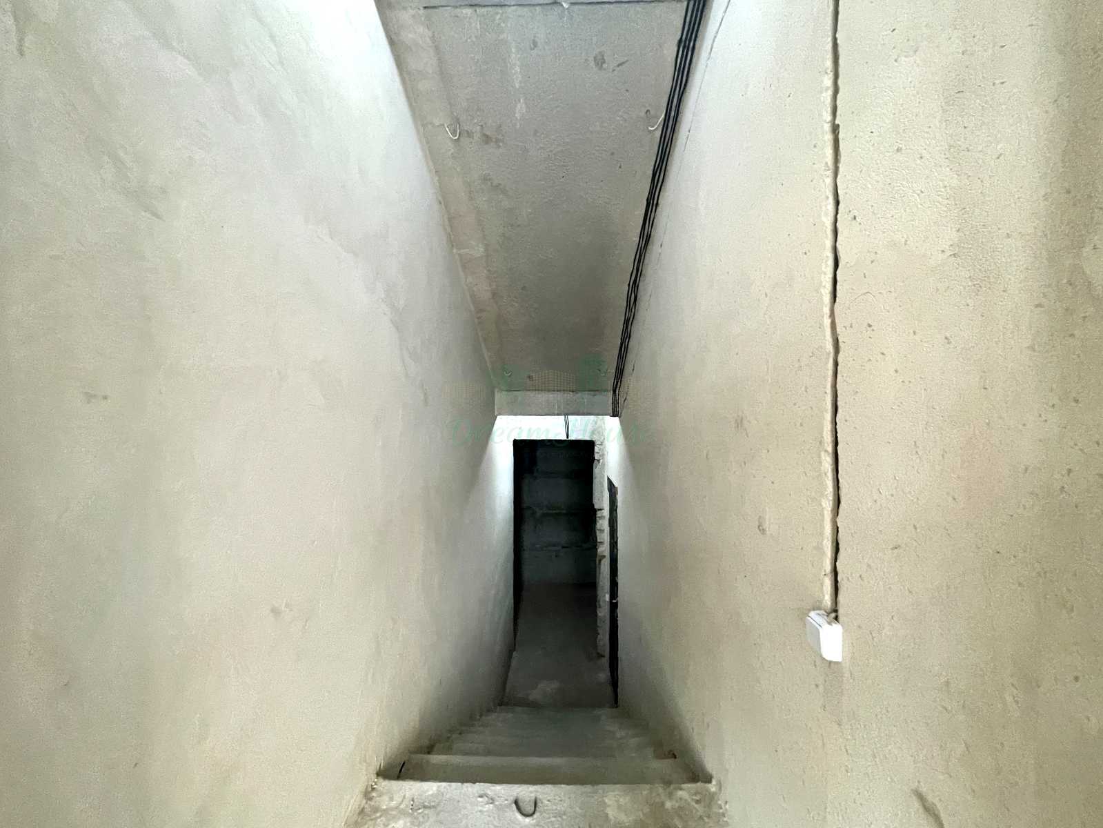 1876577977741917