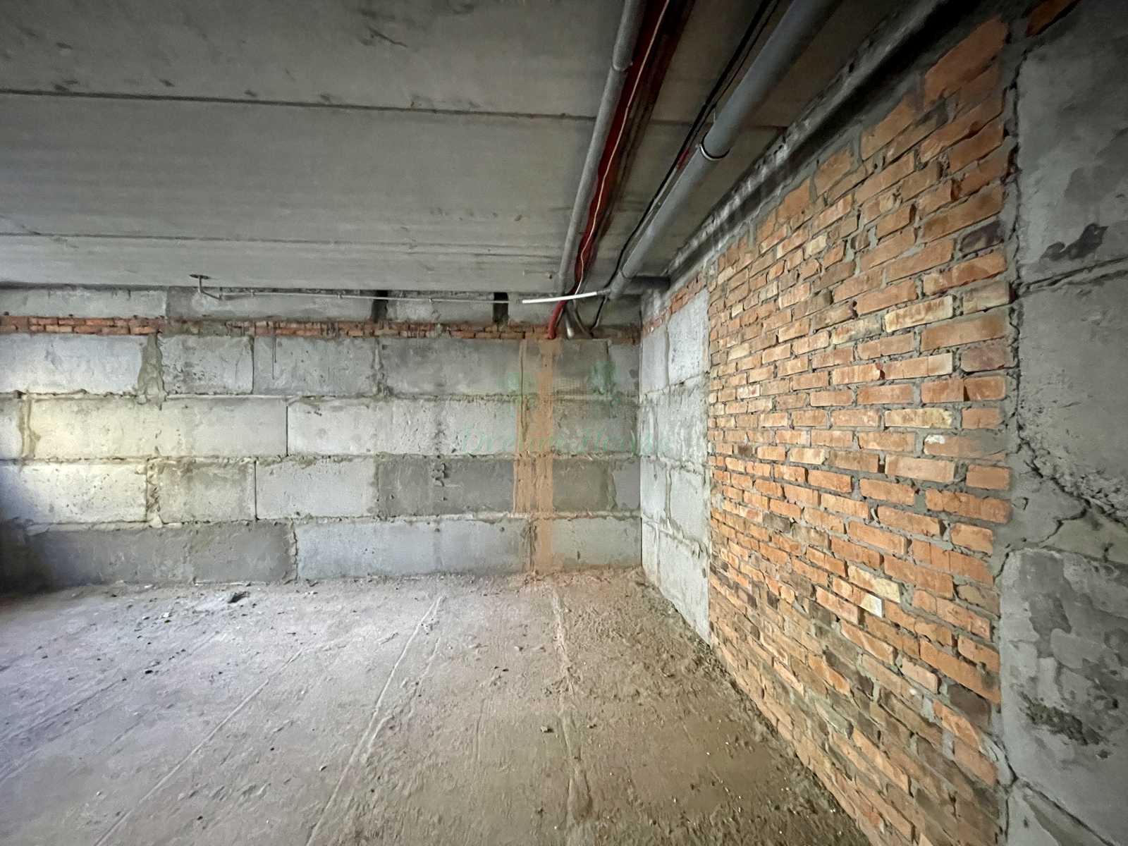 1876577983803590