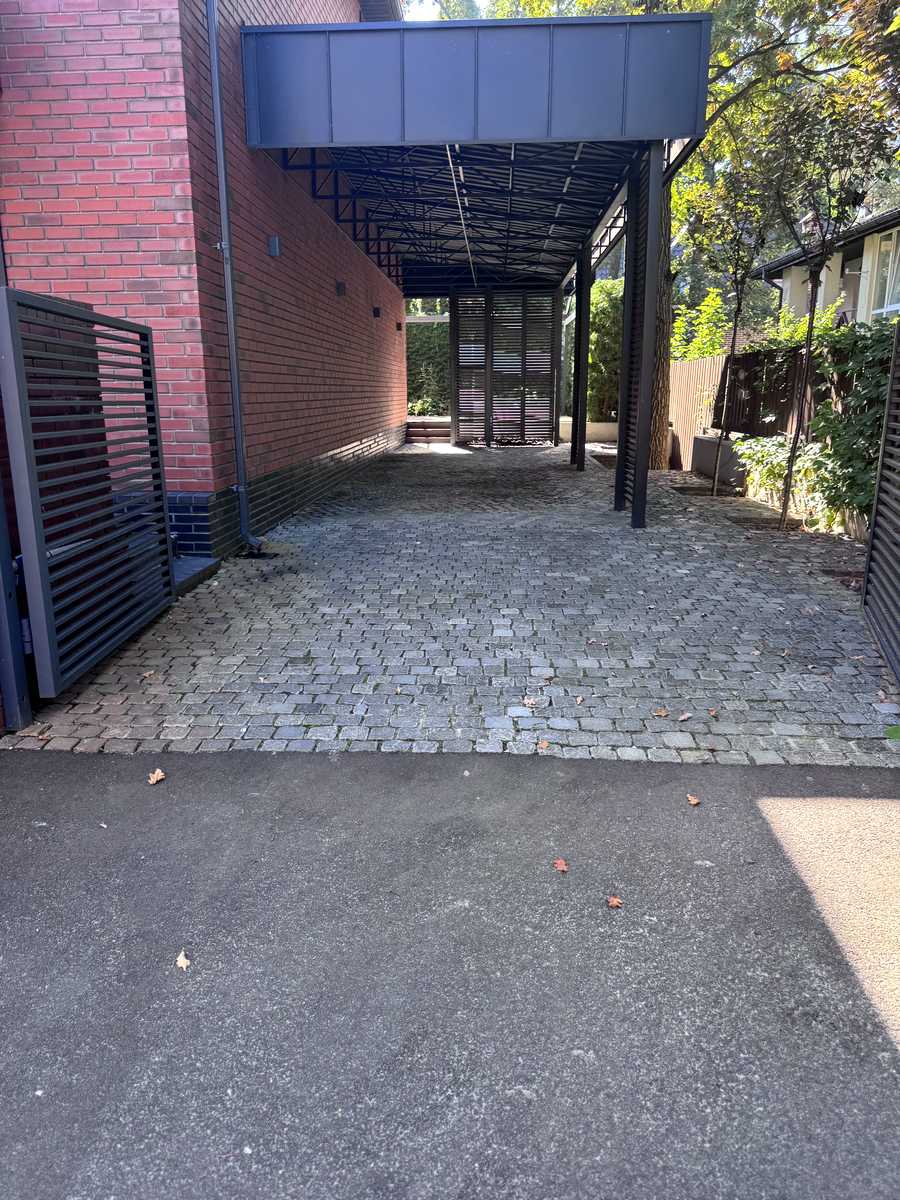 1876578624731971