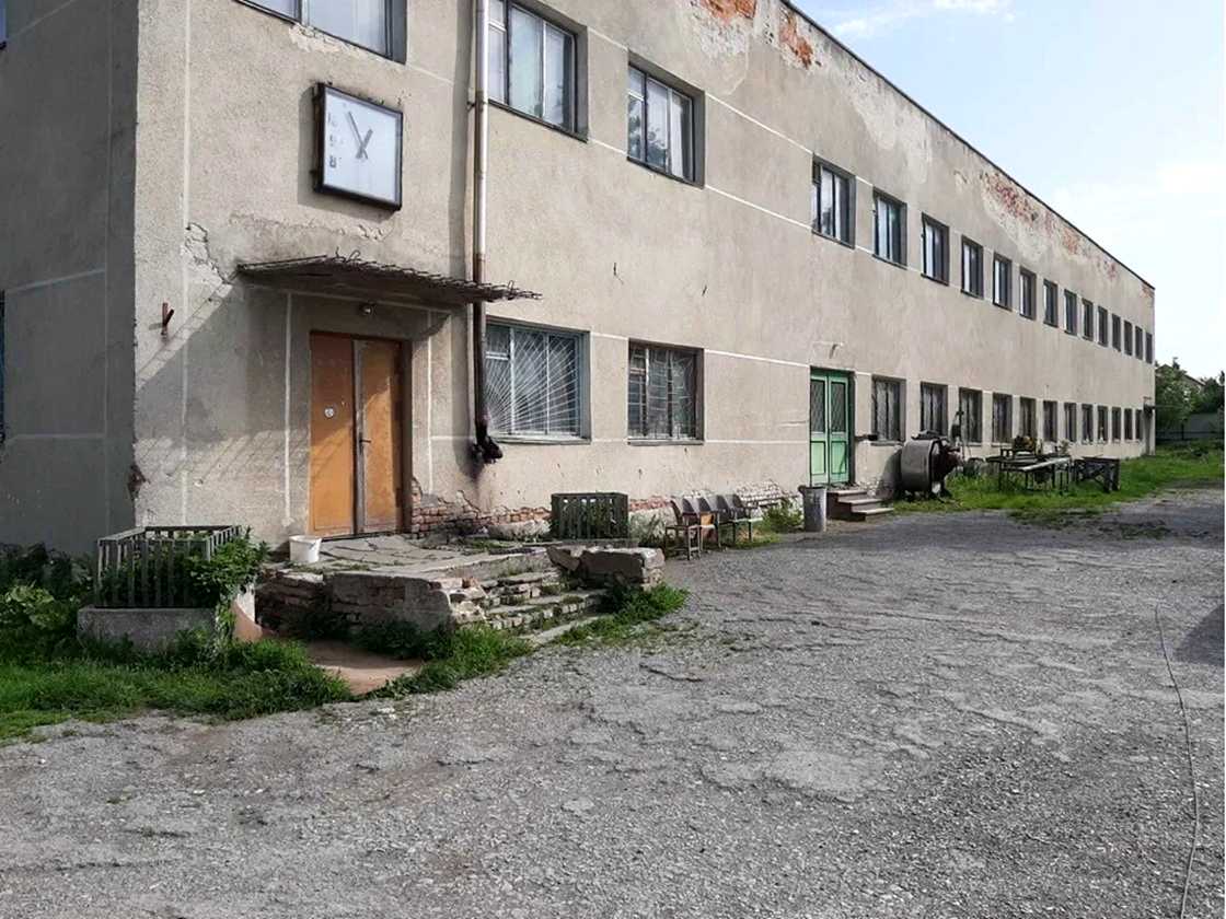 1876578854838807