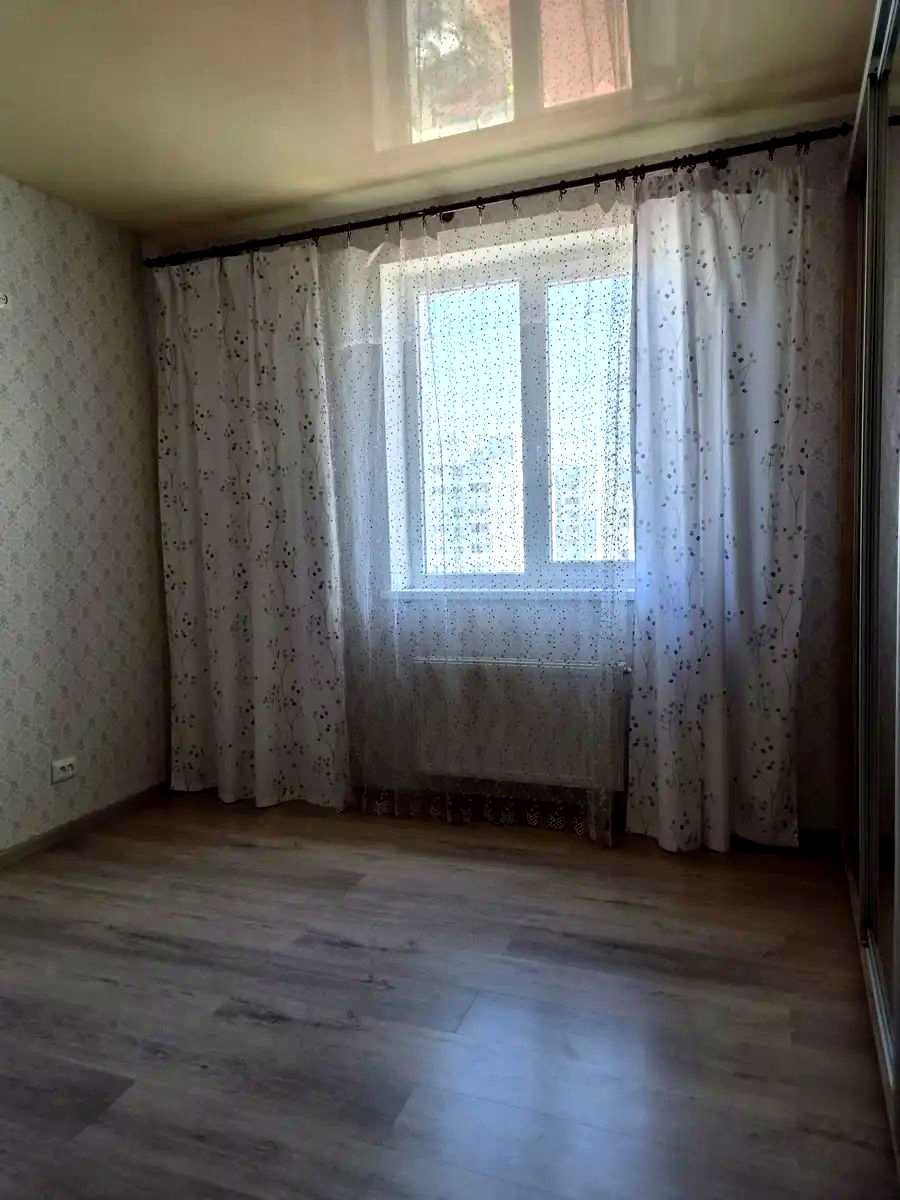 1876579102915286