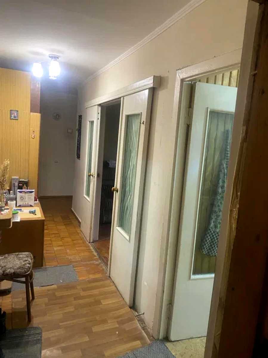 1876579109625761