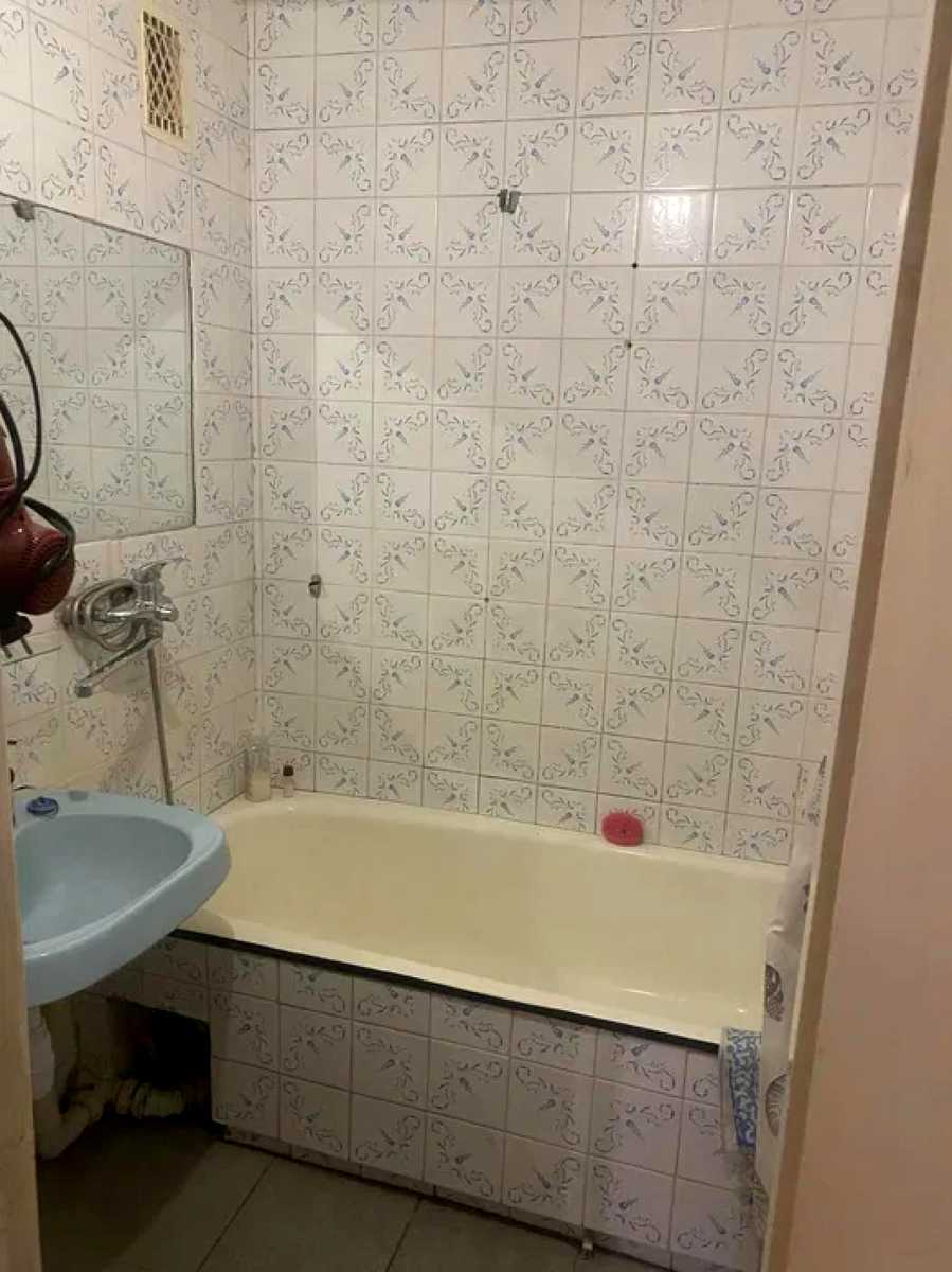 1876579109711372