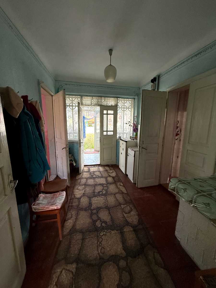 1876579794186297