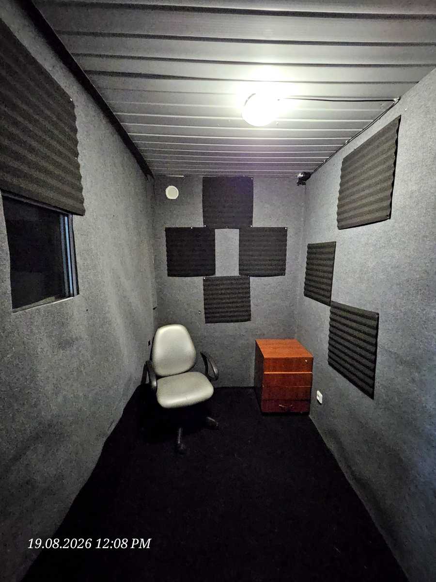 1876581163320521