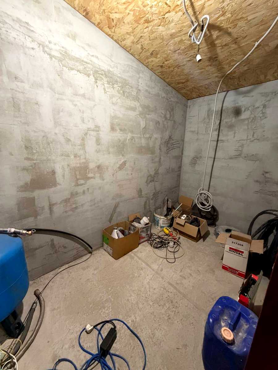 1876581405742480