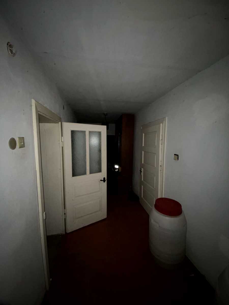 1876582308700408