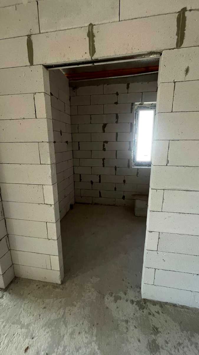 1876582733892000