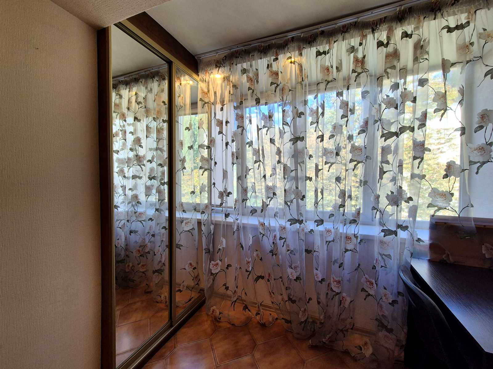 1876584292215071