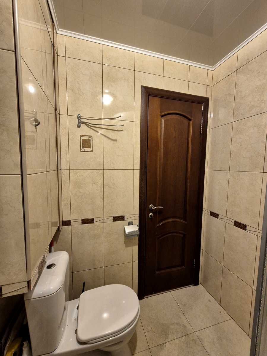 1876584770226930