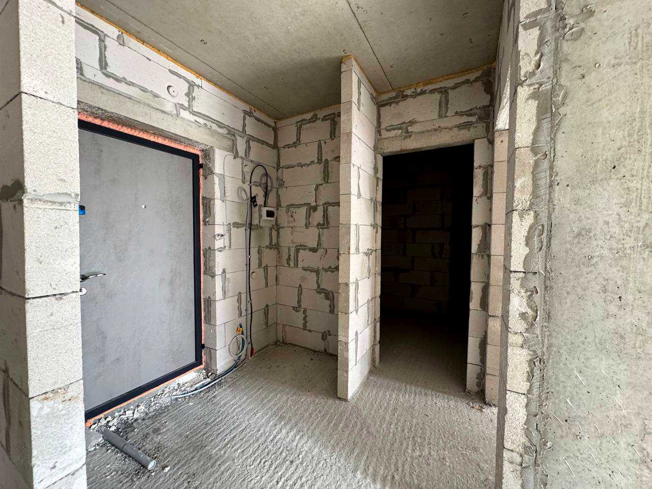 1876587017457869