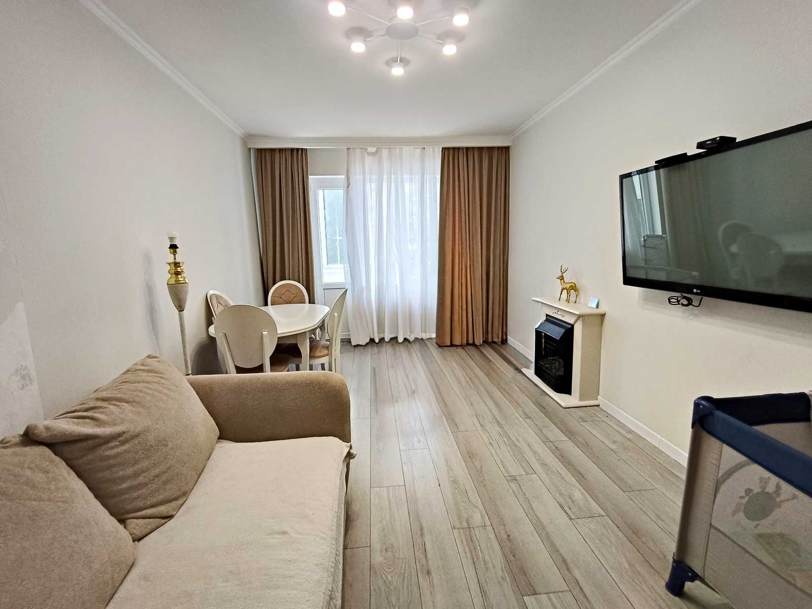 1876587227396200