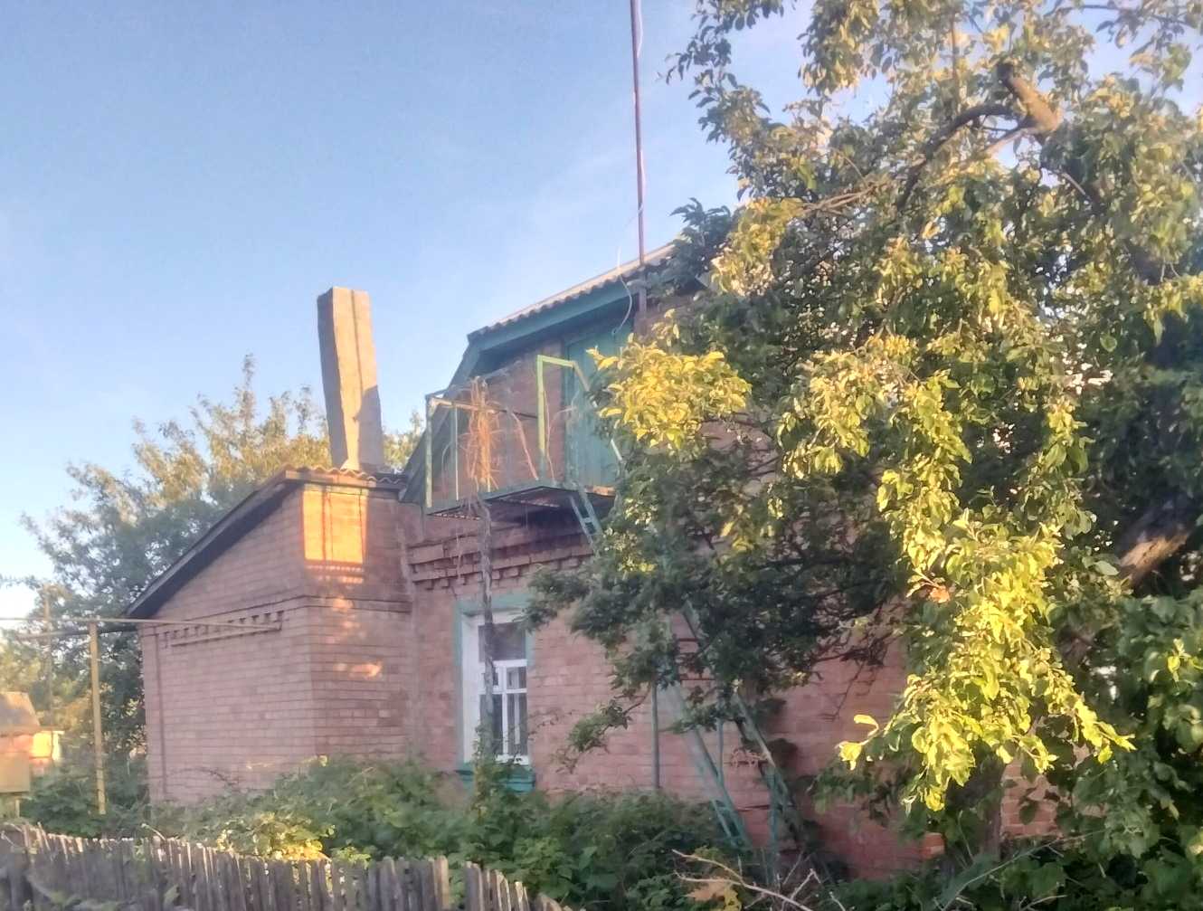 1876587797560975