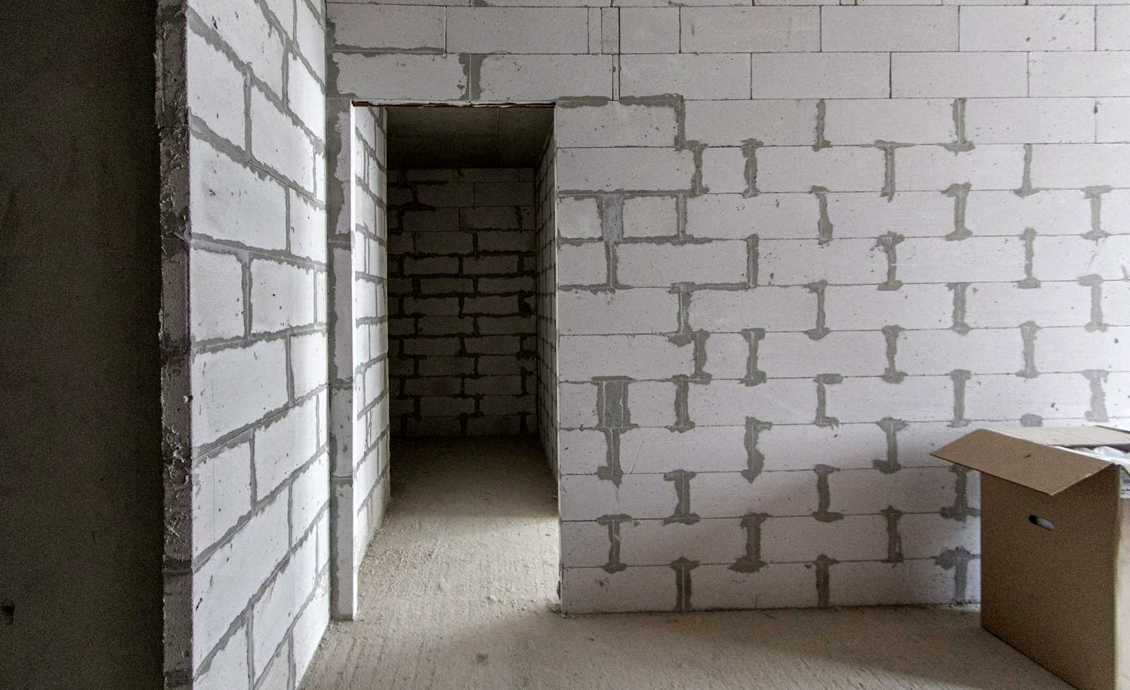 1876588016418763
