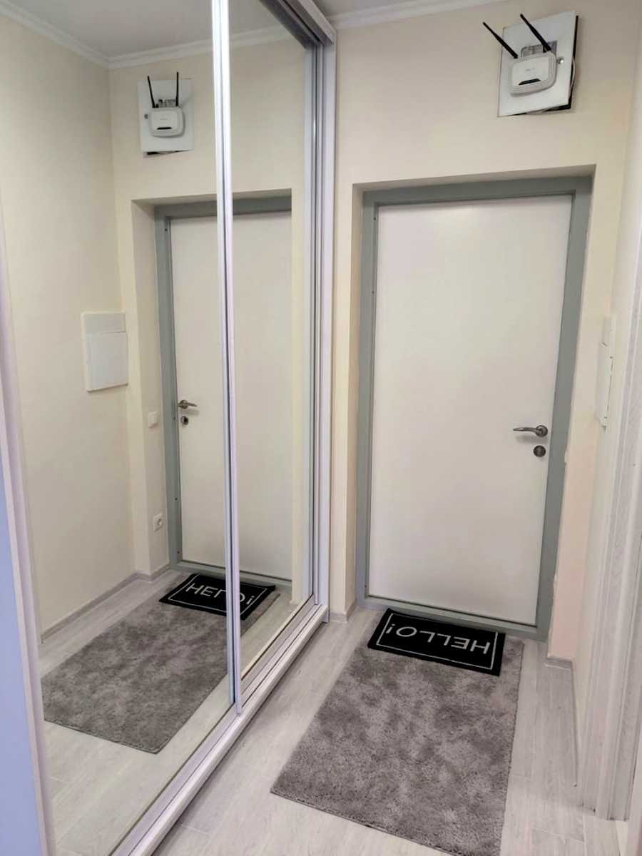 1876590646880119
