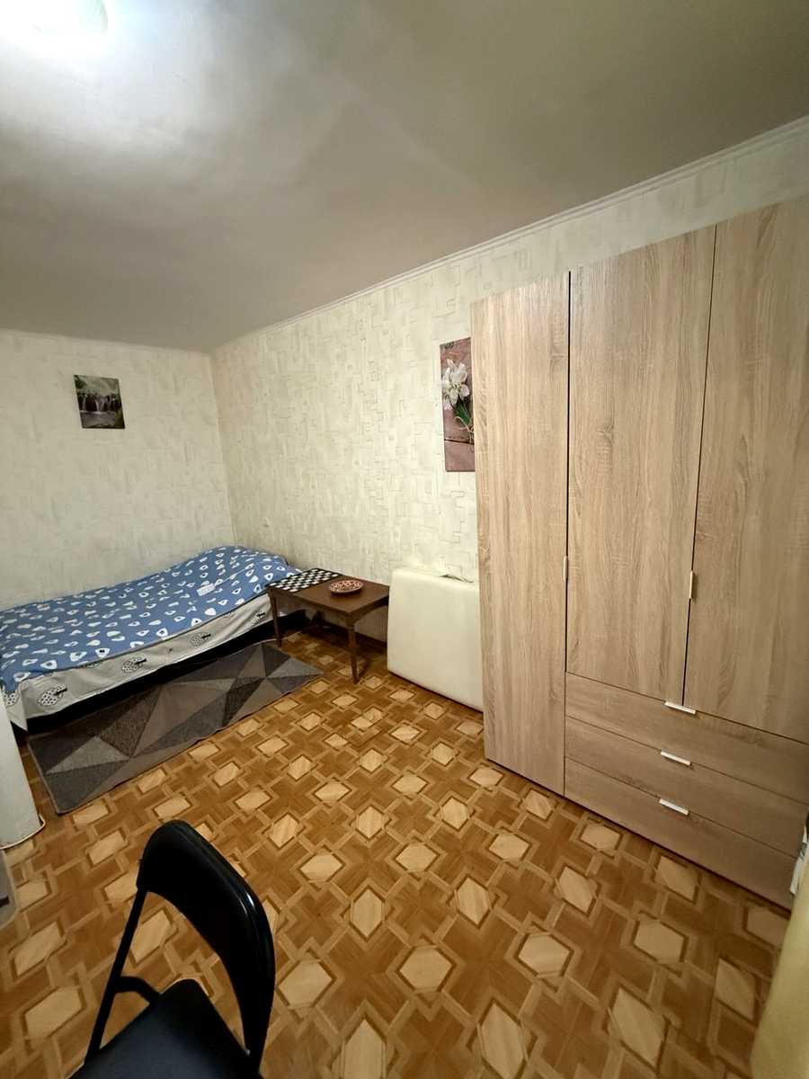1876591810651625