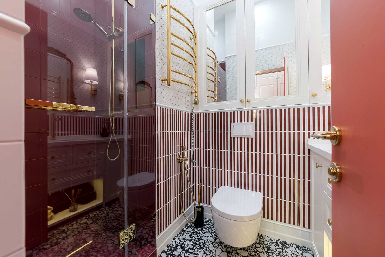 1876591957258343