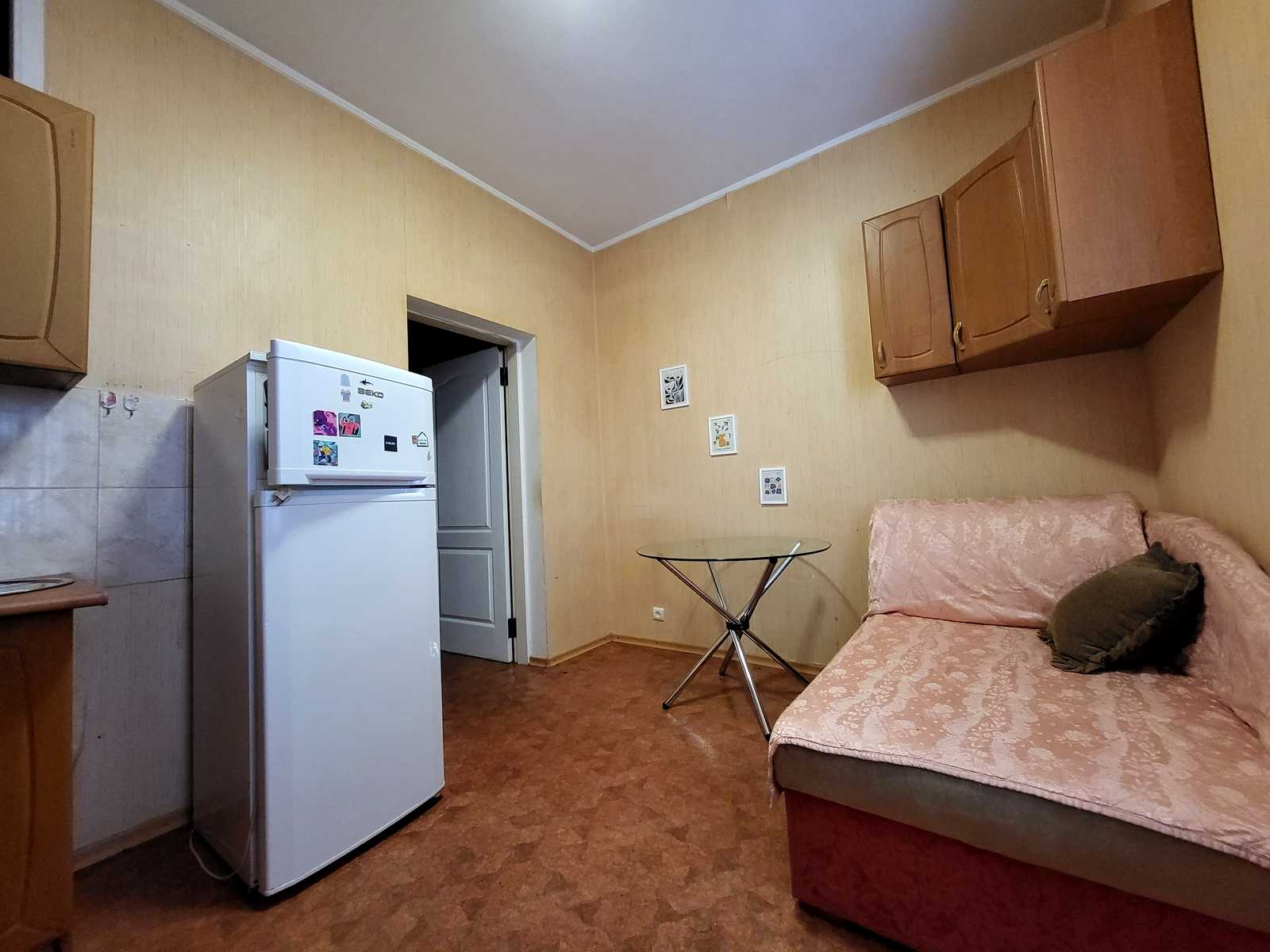 1876594618286378