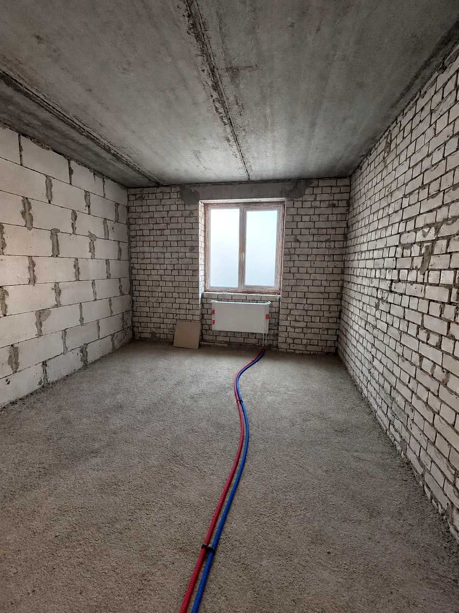 1876597375086997