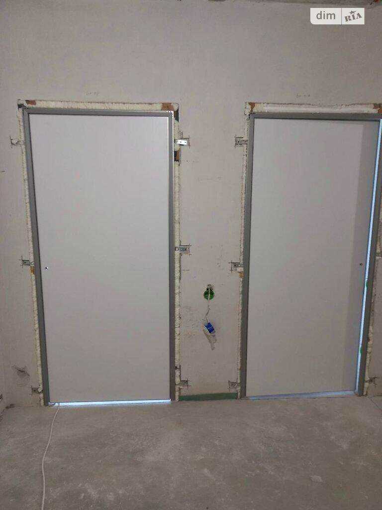 1876601498731348