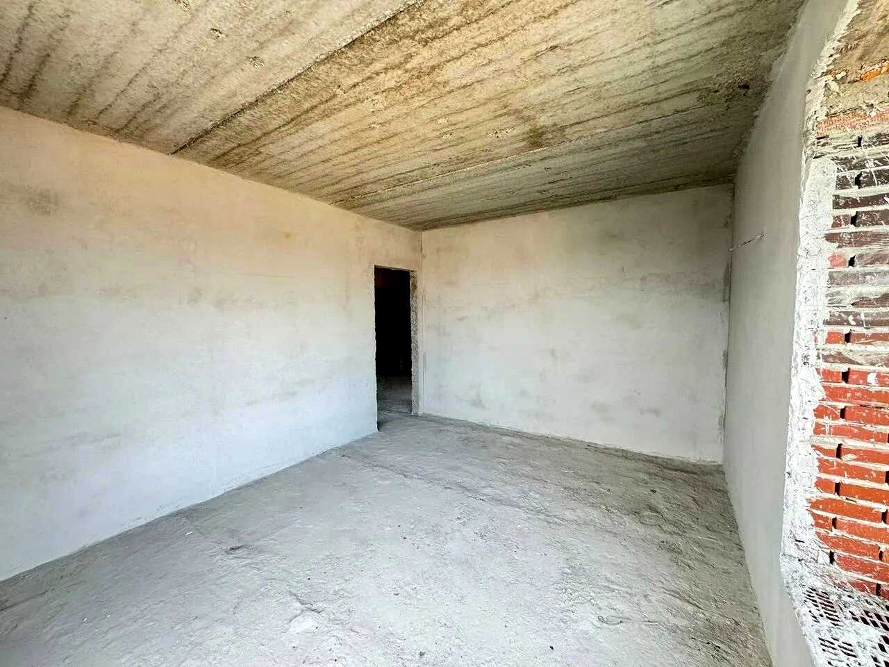 1876601779994448