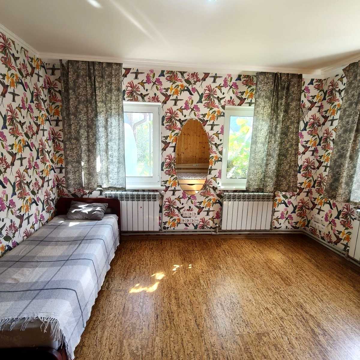 1876601892286046