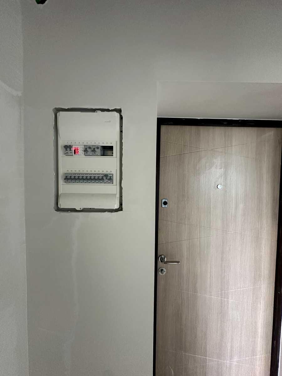 1876605248724073
