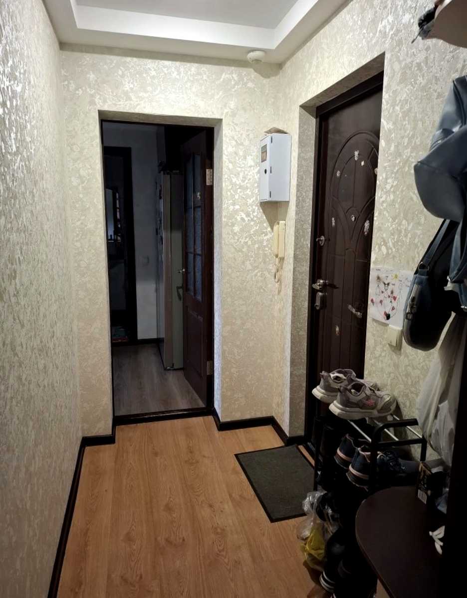 1876611256040102