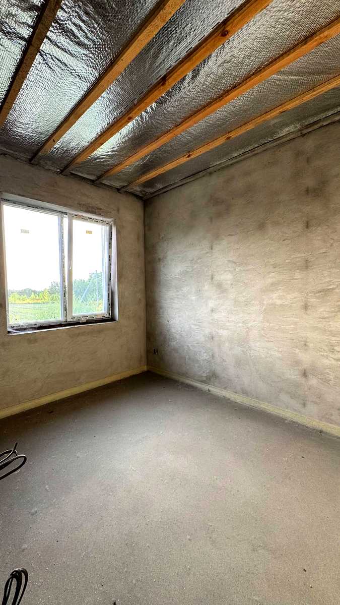 1876631576644057