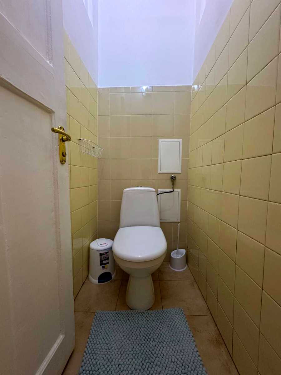 1876648265908745