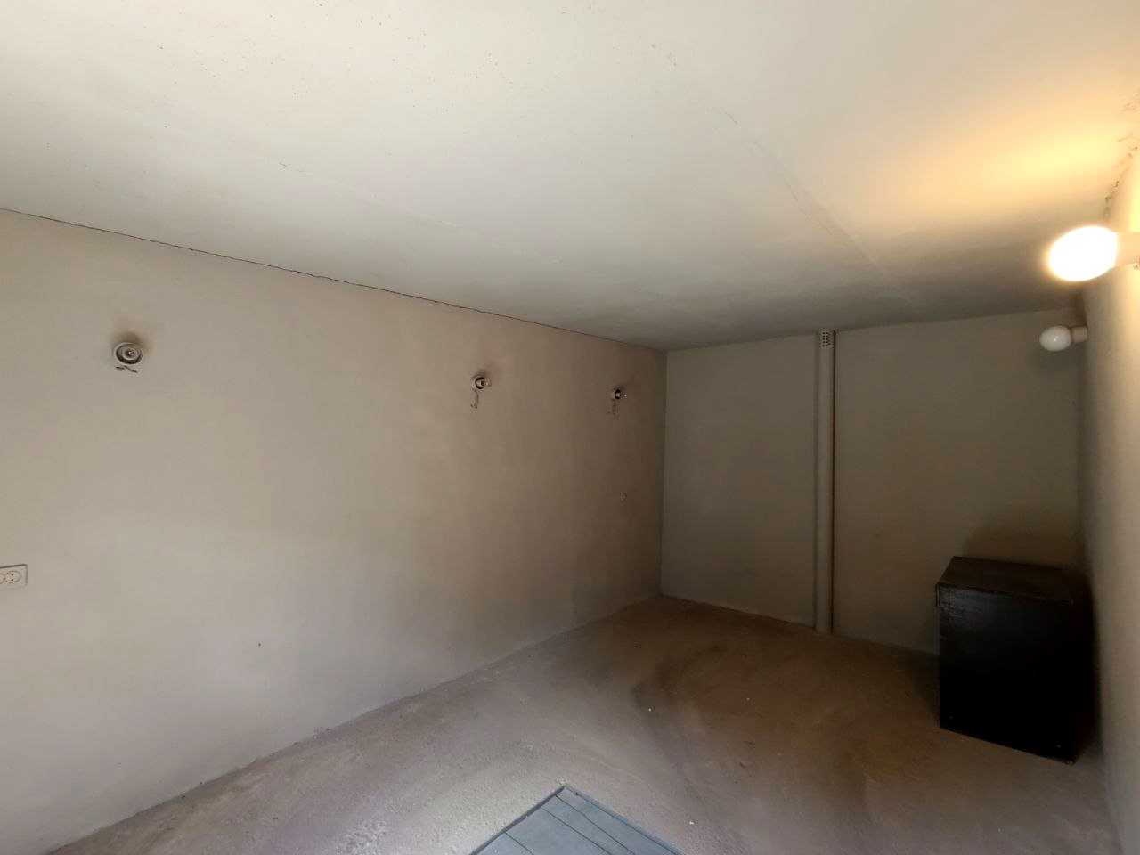 1876650470203241