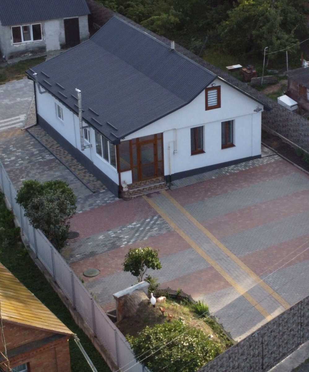 1876651686132003