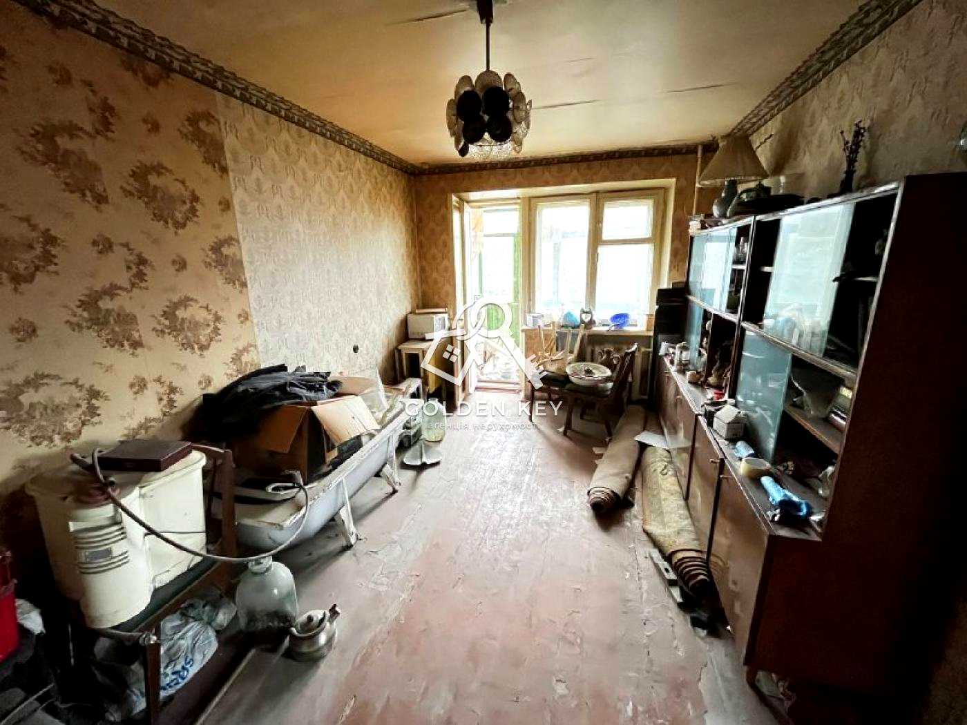 1876653221680381