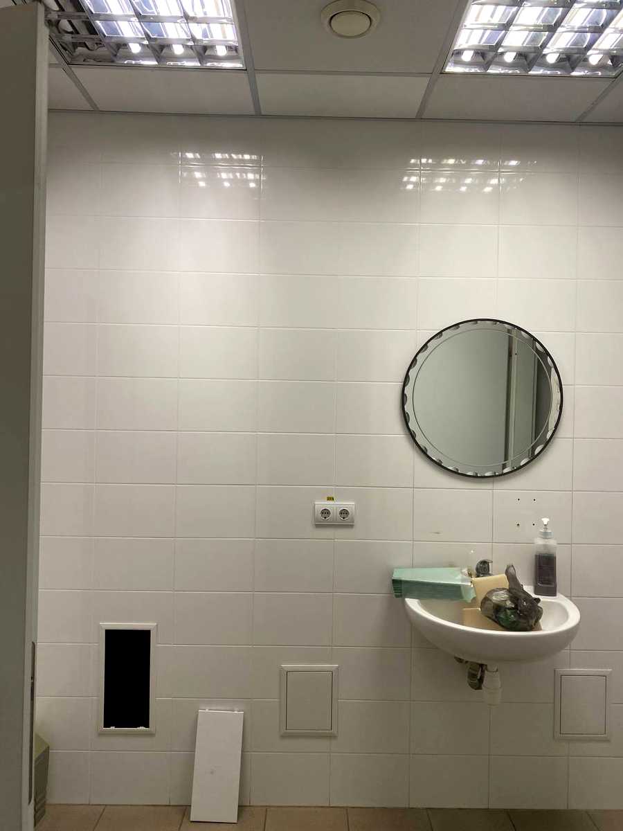 1876656151374397