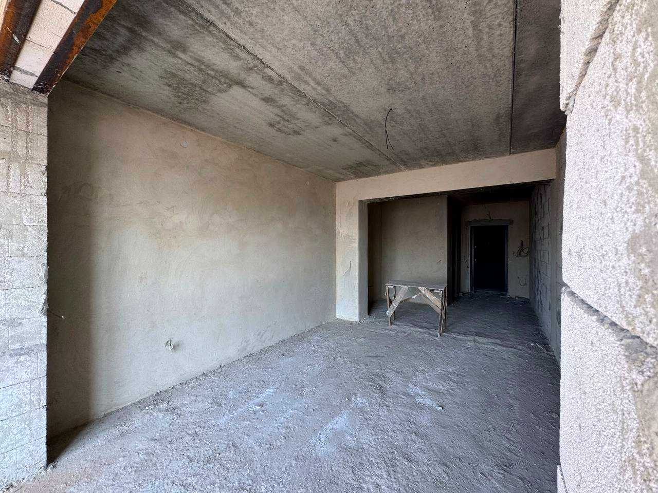 1876658221915267