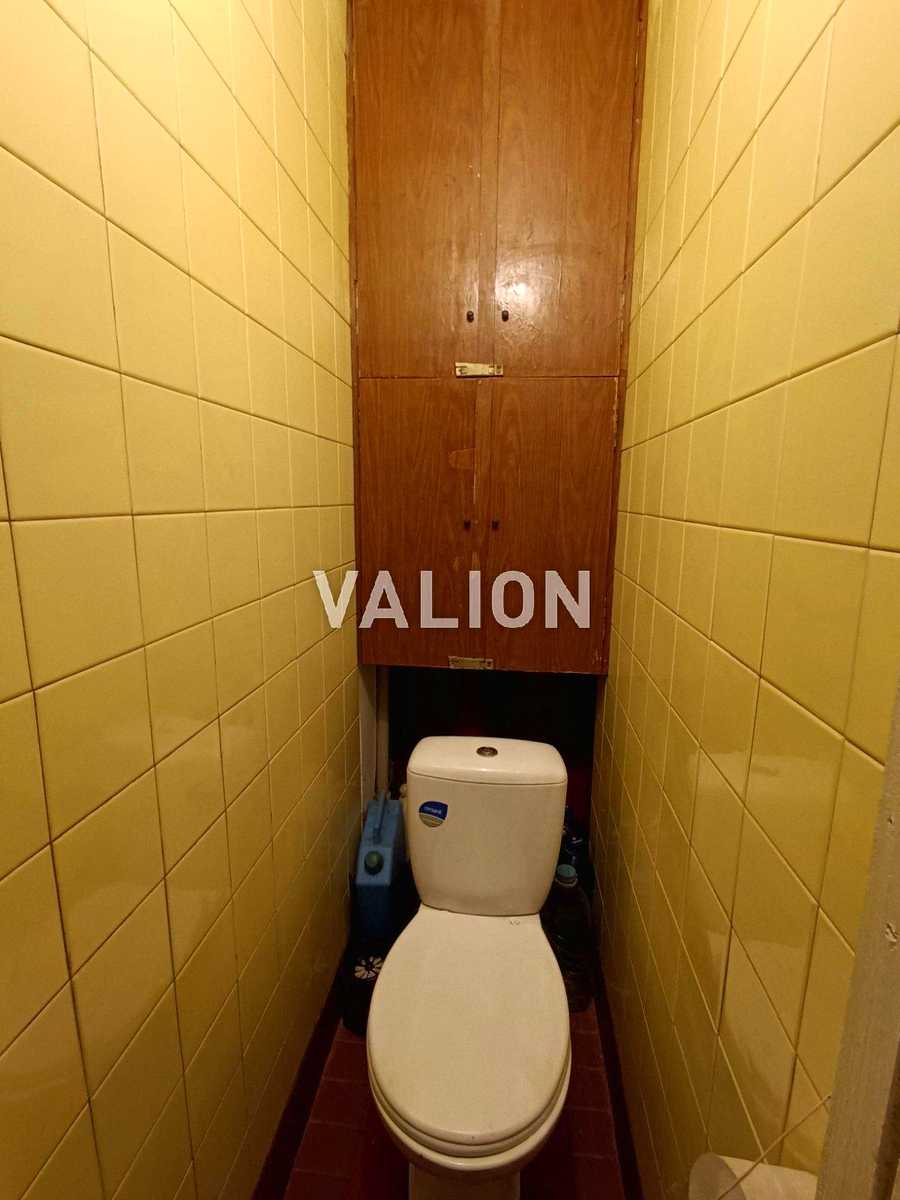 1876659067176392