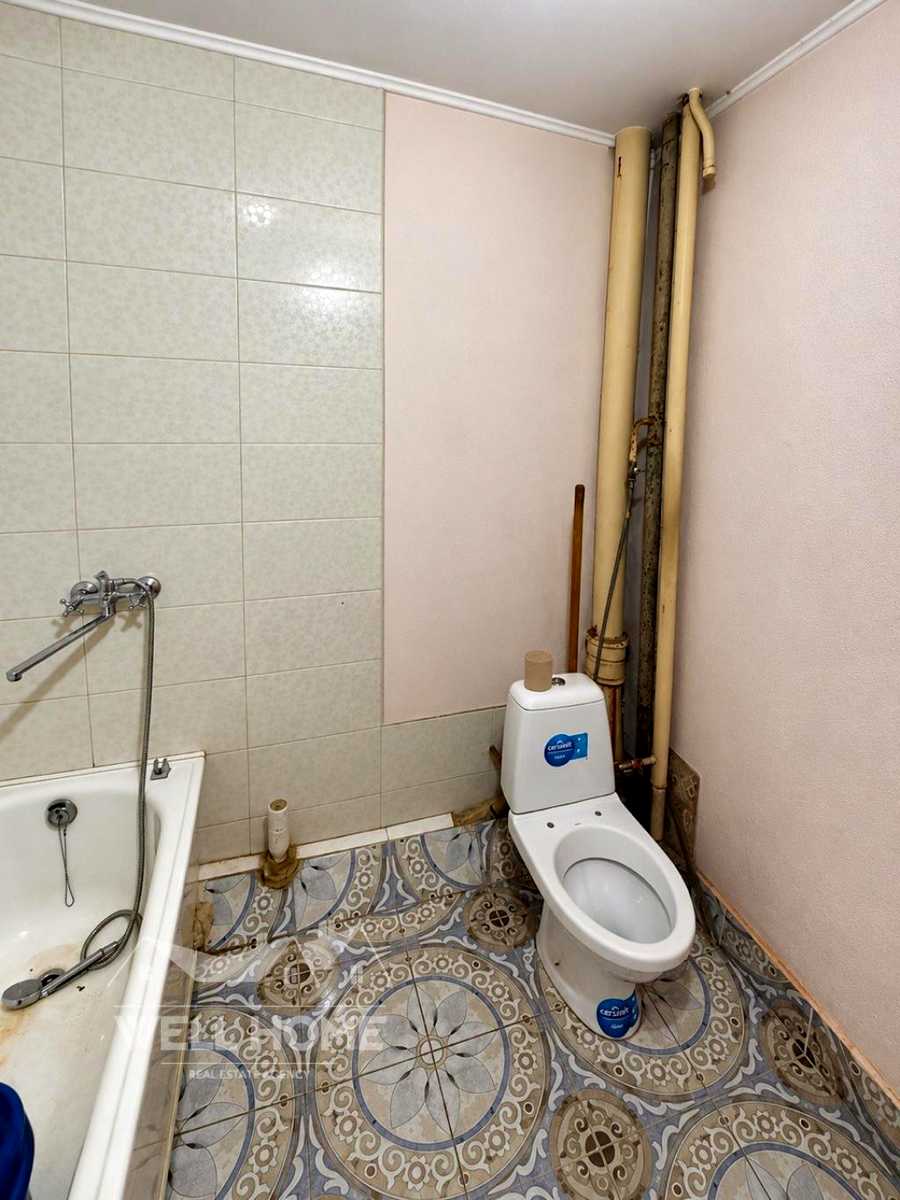 1876660976432164