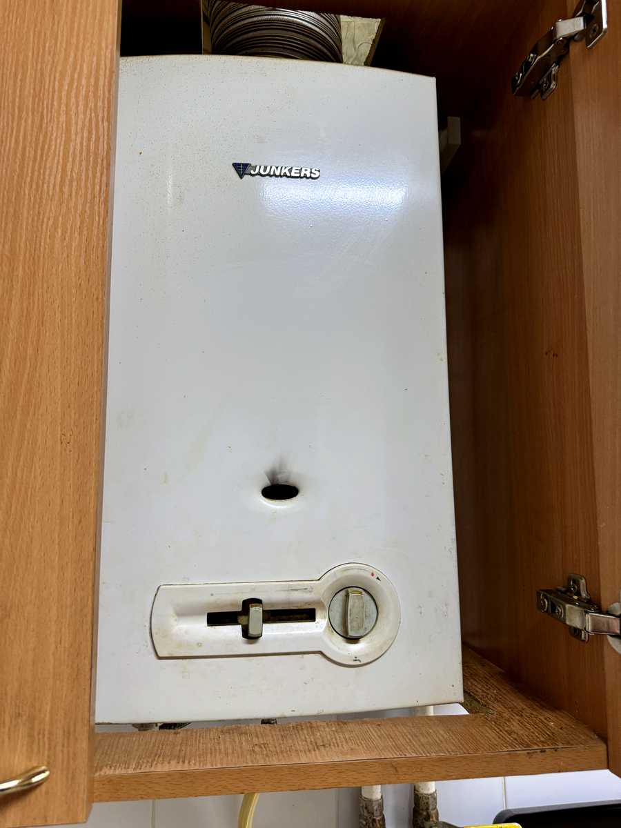 1876662284635605
