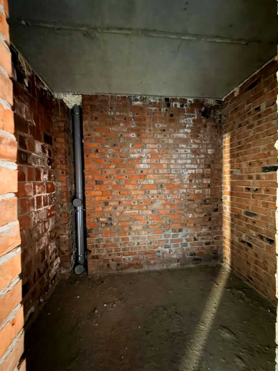 1876663253892137