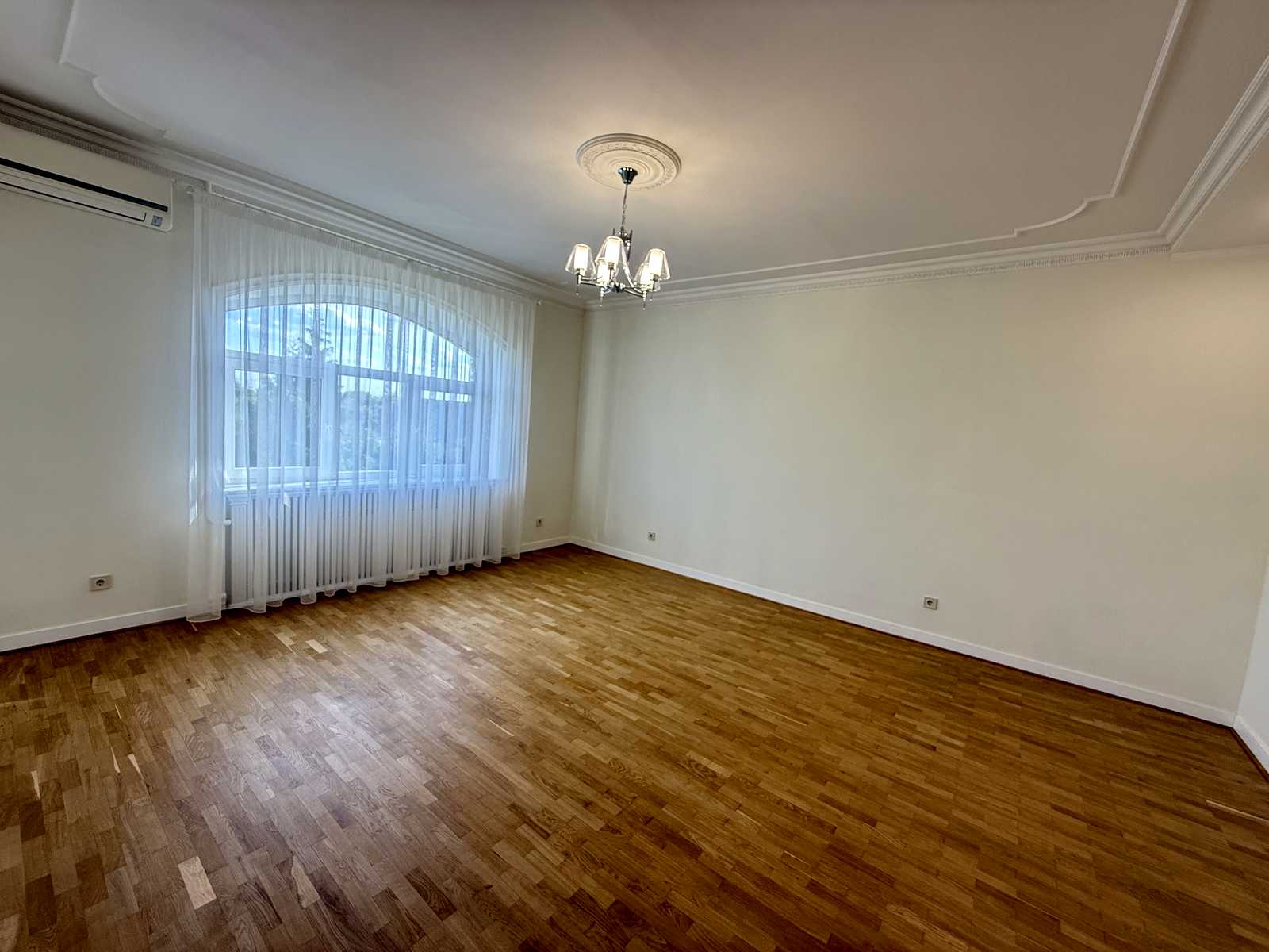 1876663525891611