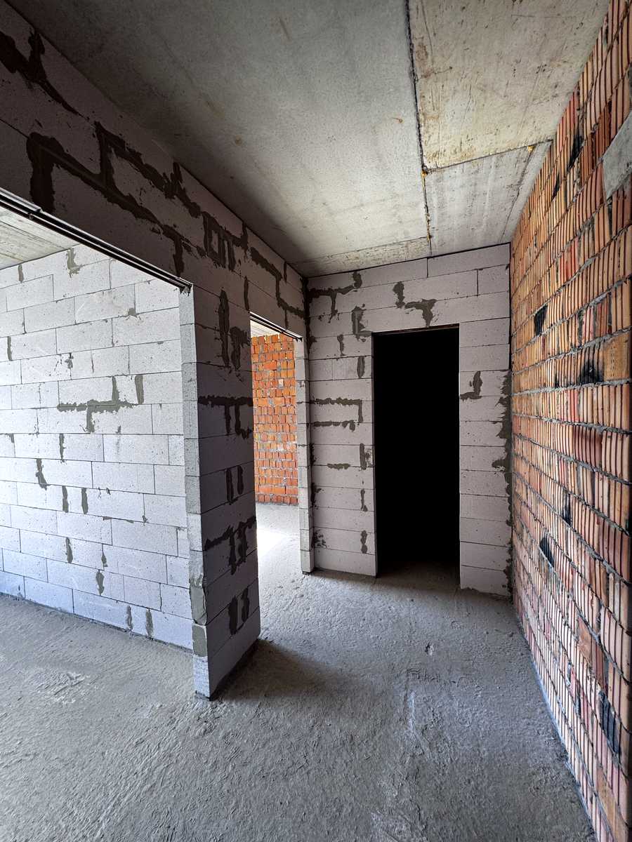 1876665601031956
