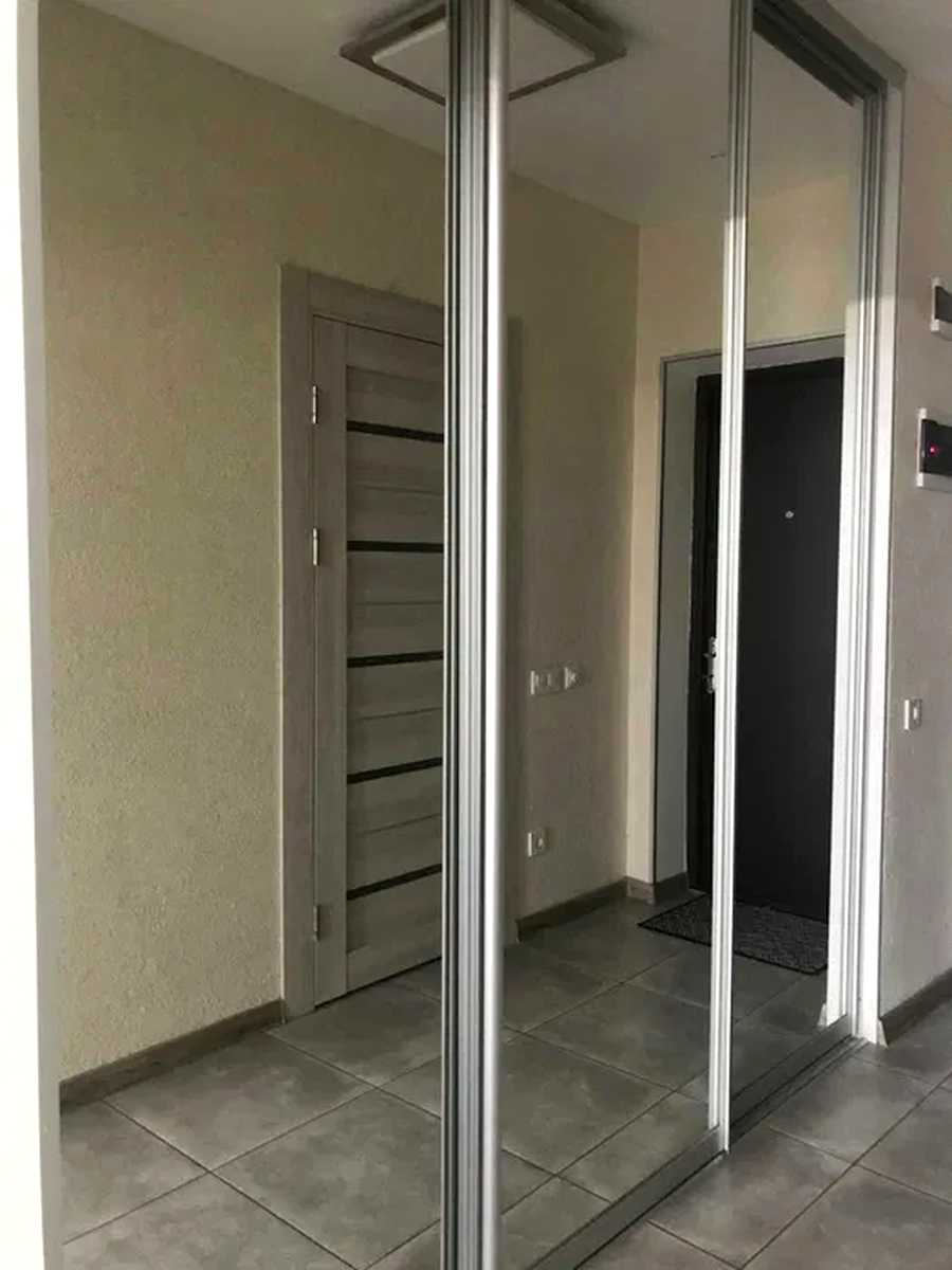 1876667611571952