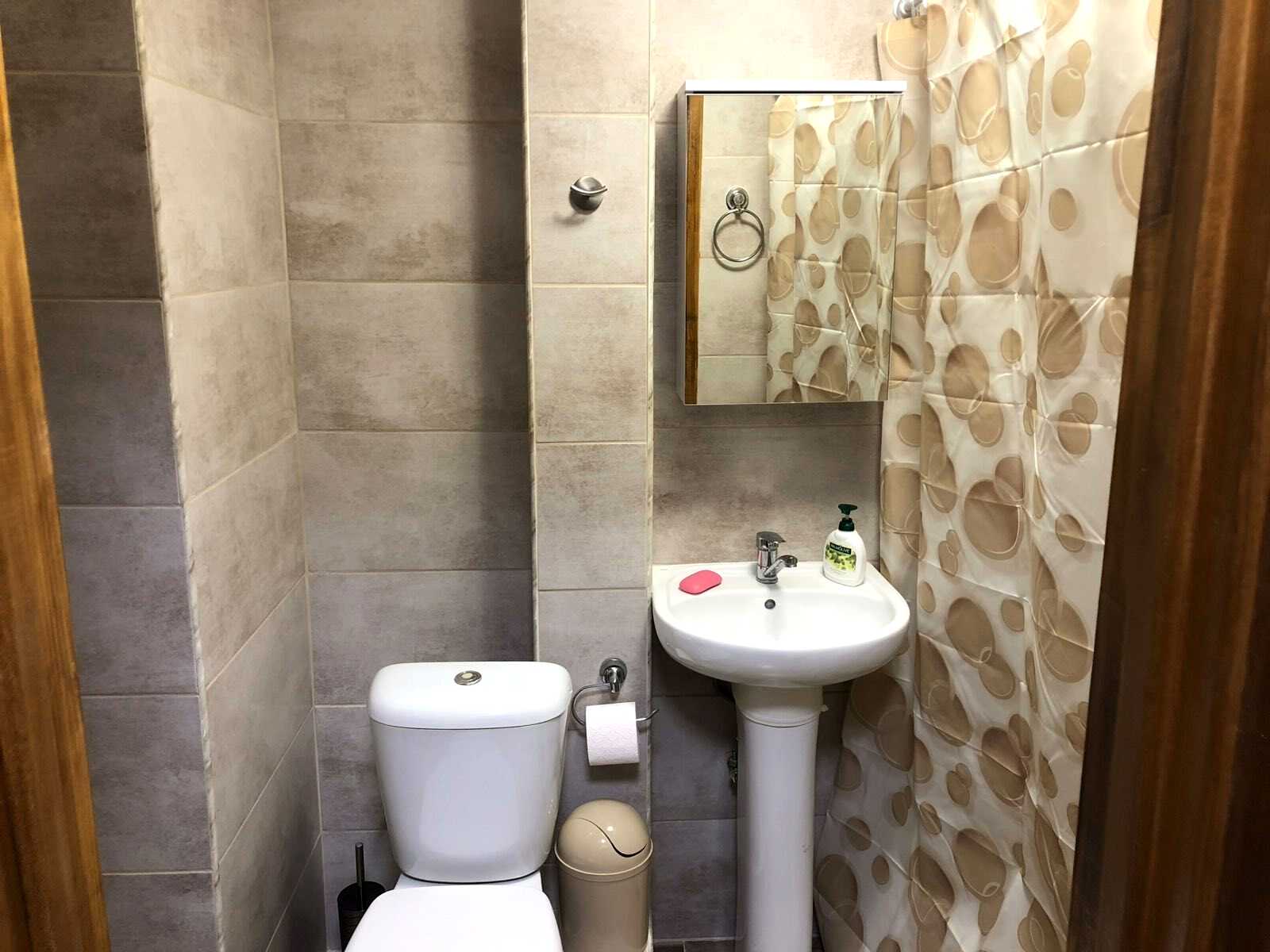 1876668208520366