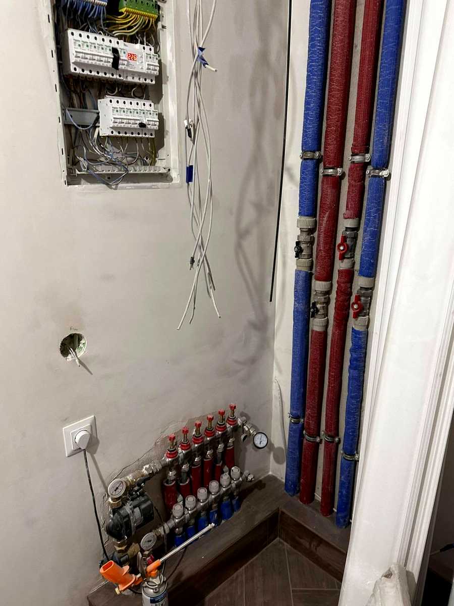 1876668354947477