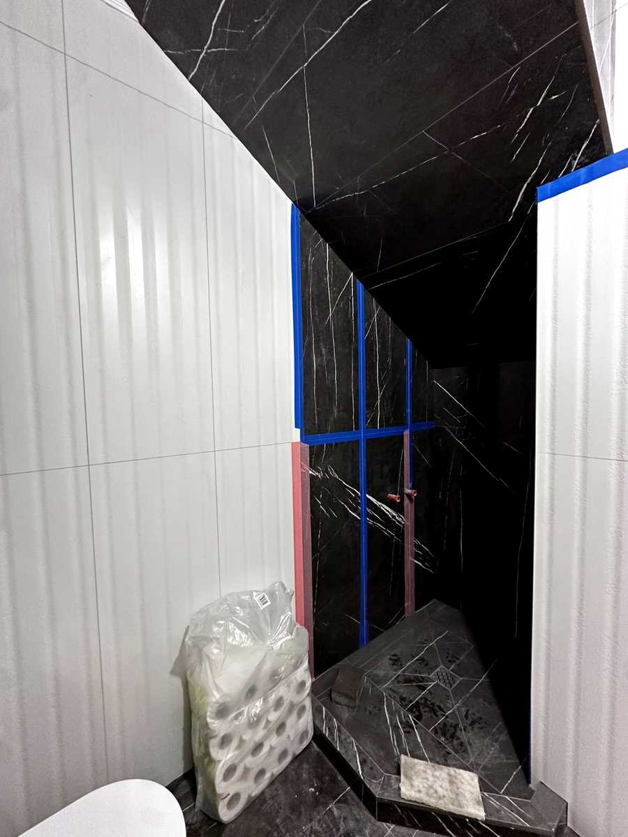 1876668356375145