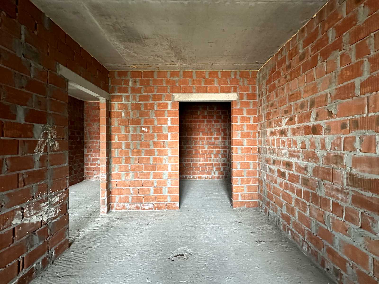 1876668373579692