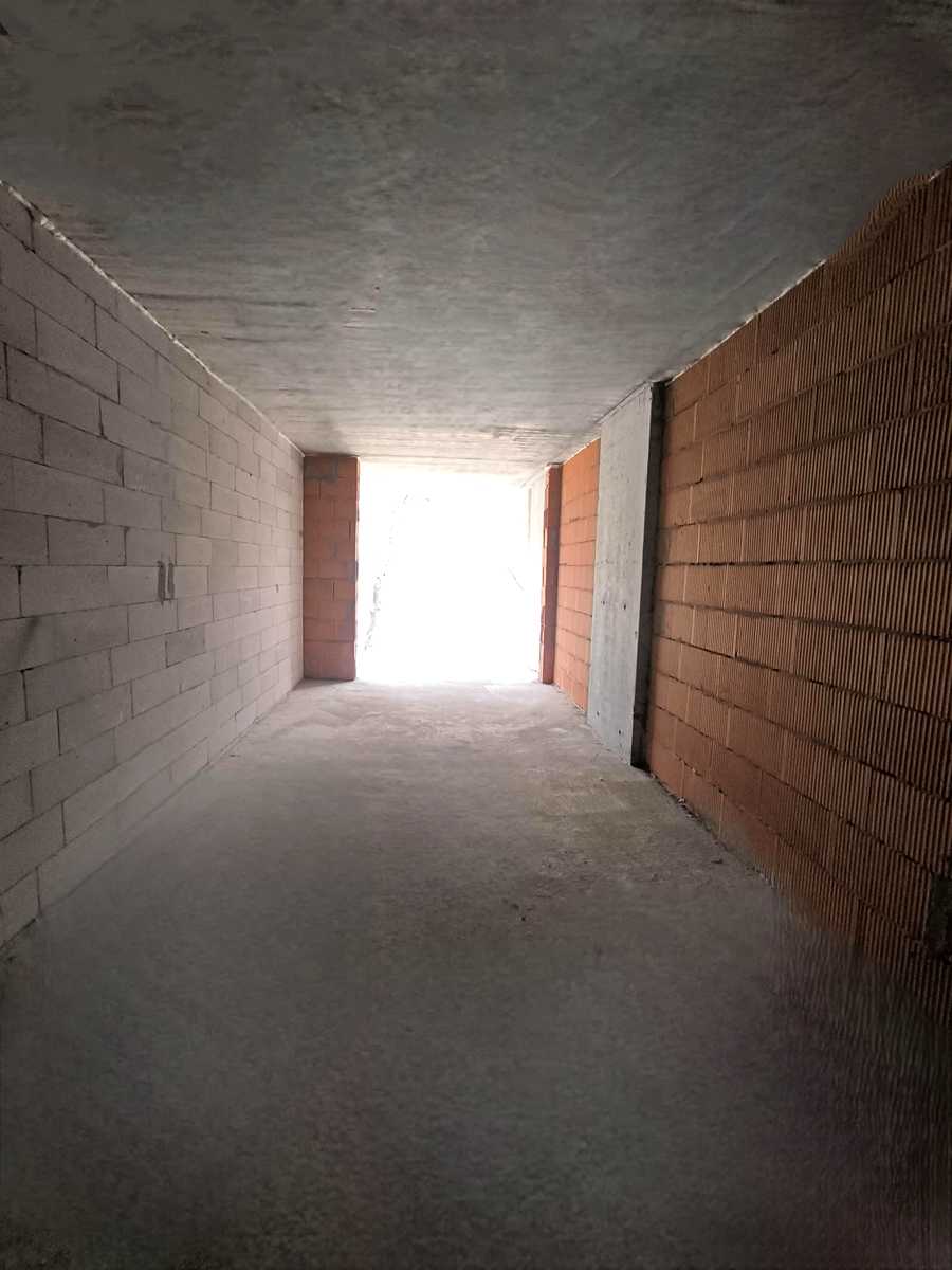 1876668381151379